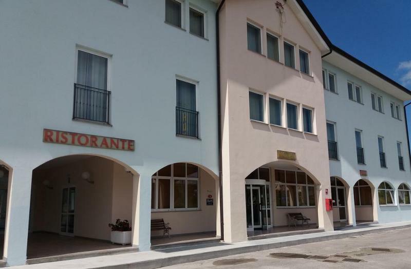 Risthotel Airport Fogliano Redipúglia Dış mekan fotoğraf